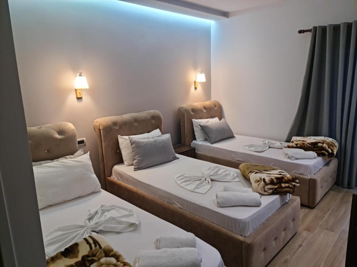 Hotel Alba-Gert Bashkia e Orikumit Exteriör bild